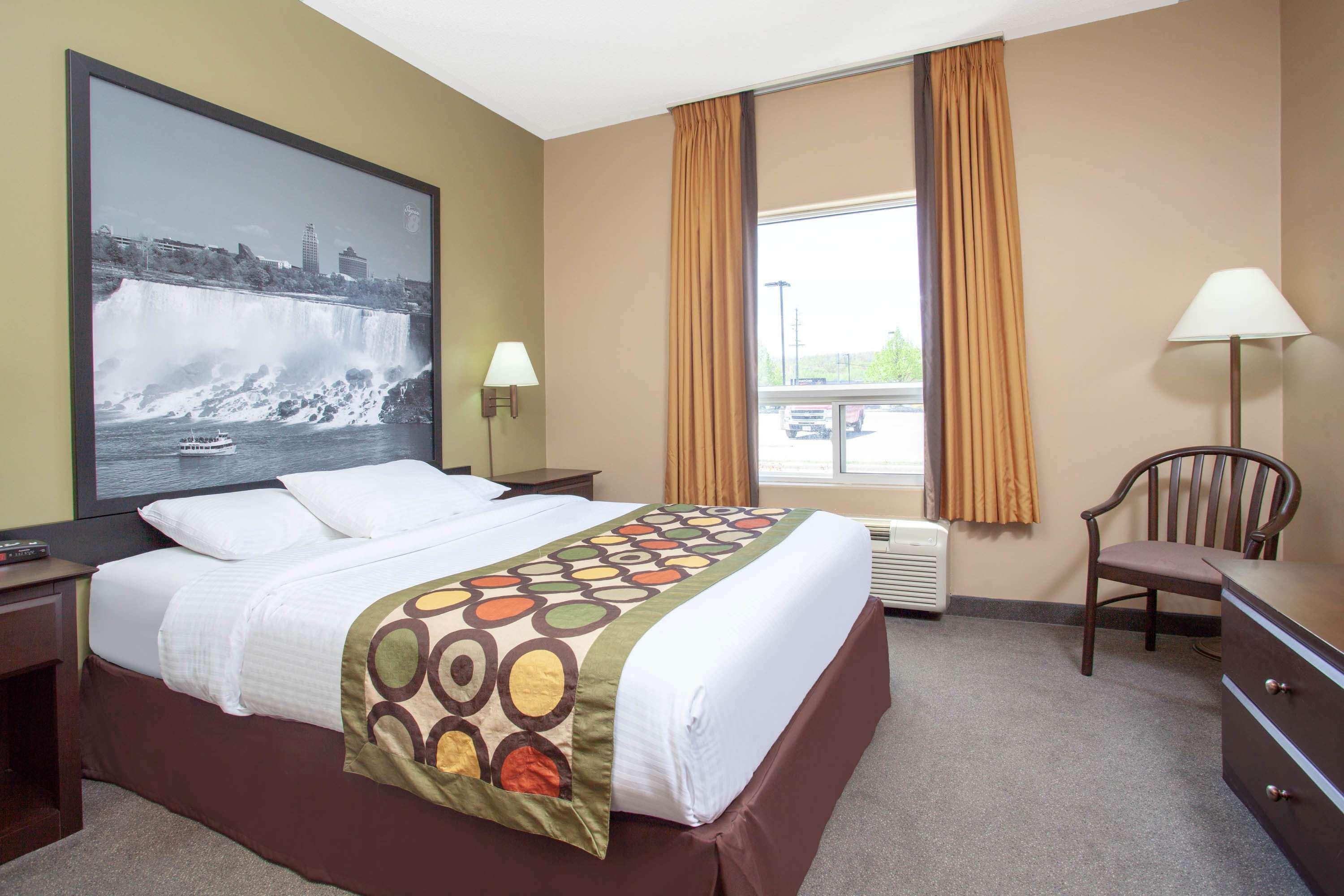 Super 8 By Wyndham Midland Hotell Eksteriør bilde